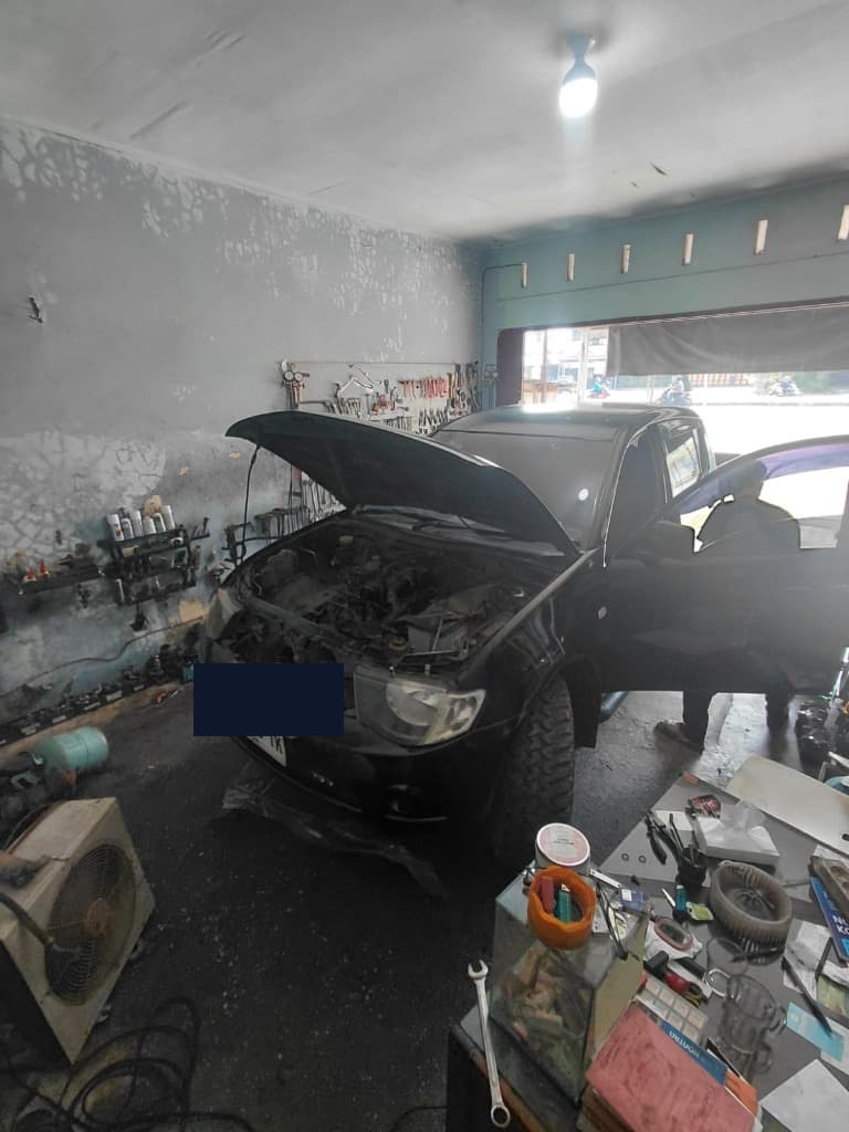 Dokumentasi Service AC All-in-One & Ganti Kondenser Mitsubishi Strada Triton (Solusi Bocor & Isi Freon Baru)